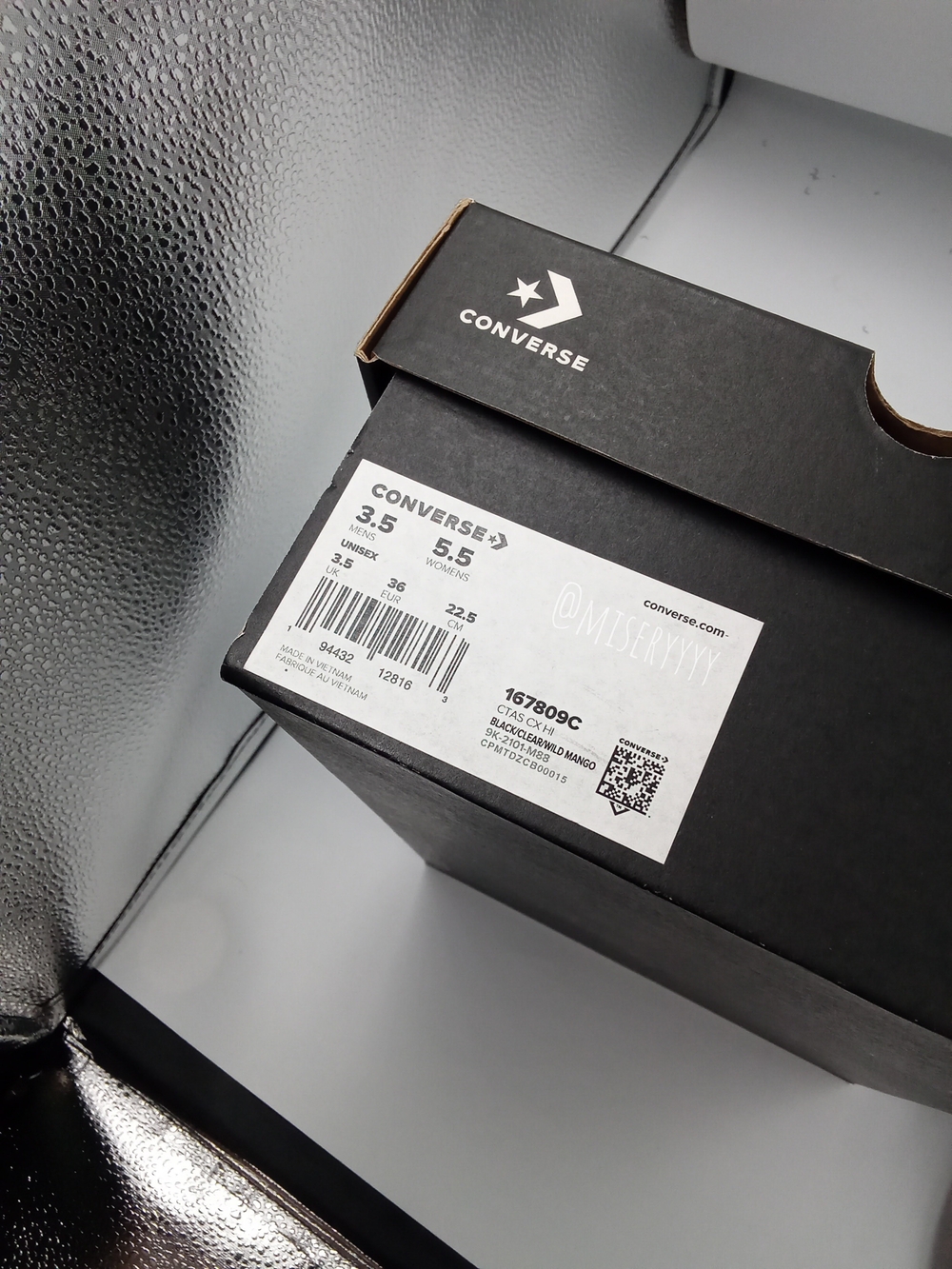 NIB Converse - Picture 6 of 6